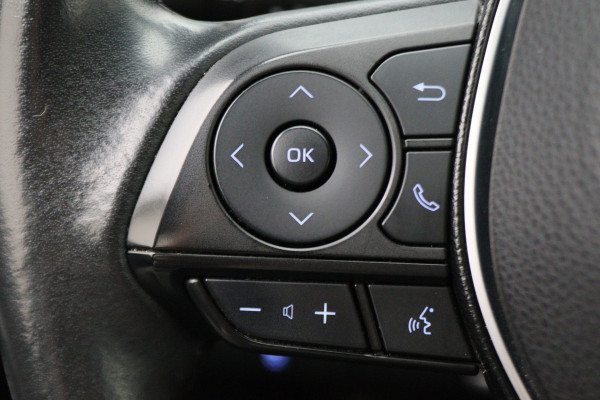 Toyota Corolla Touring Sports 1.8 Hybrid Dynamic Camera, Keyless, Apple Carplay, ACC, Stoelverwarming, Climate, 17"