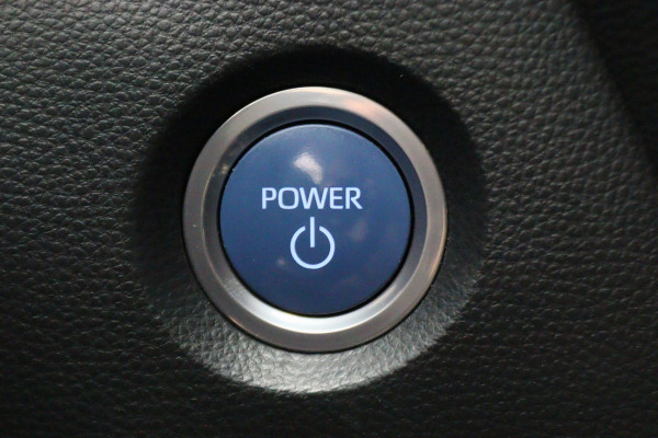 Toyota Corolla Touring Sports 1.8 Hybrid Dynamic Camera, Keyless, Apple Carplay, ACC, Stoelverwarming, Climate, 17"