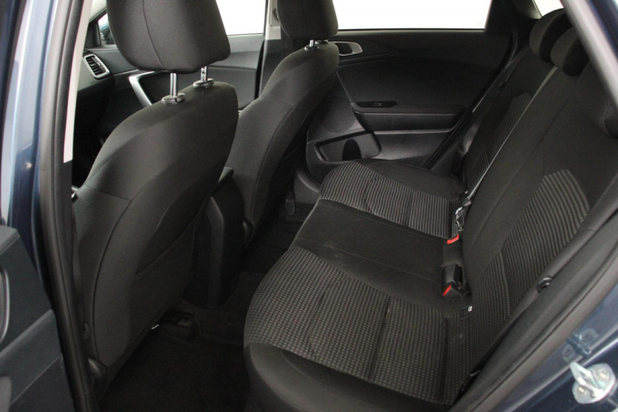 Kia Ceed 1.0 T-GDi 120pk Vision | Navigatie | Apple Carplay/Android Auto | Climate Control | Cruise control | Camera | Extra Getint Glas | DAB