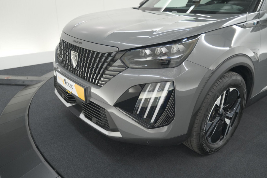 Peugeot e-2008 EV GT 50 kWh | 3 Fase Laadfunctie | Schuif-/Kanteldak | Alcantara Pakket | Camera | Apple Carplay
