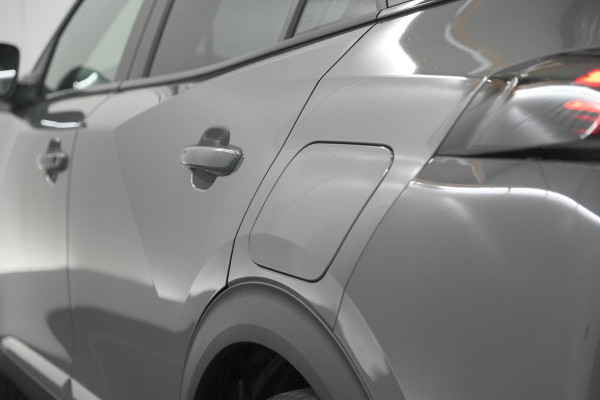 Peugeot e-2008 EV GT 50 kWh | 3 Fase Laadfunctie | Schuif-/Kanteldak | Alcantara Pakket | Camera | Apple Carplay