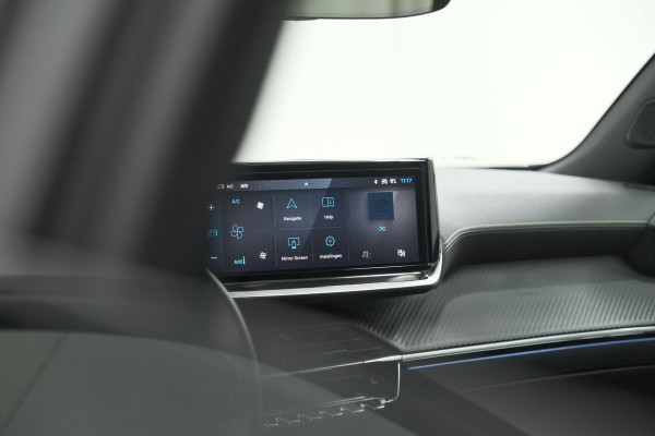 Peugeot e-2008 EV GT 50 kWh | 3 Fase Laadfunctie | Schuif-/Kanteldak | Alcantara Pakket | Camera | Apple Carplay