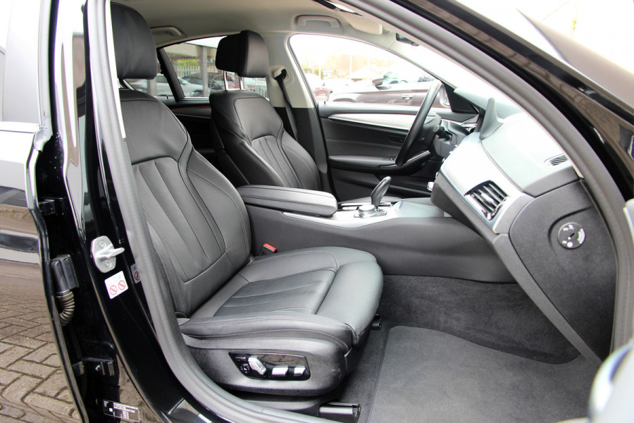 BMW 5 Serie 530i Executive | Head-up | Standkachel | Carplay