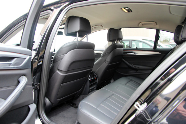 BMW 5 Serie 530i Executive | Head-up | Standkachel | Carplay