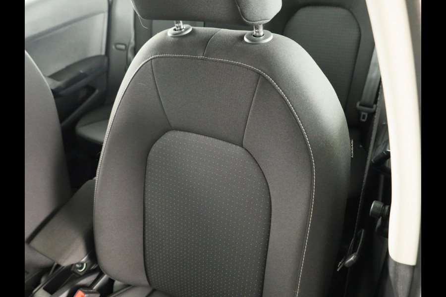 Seat Ibiza 1.0 EcoTSI Style 95 pk | Verlengde garantie | Navigatie via App | Parkeersensoren achter | Apple Carplay/Android Auto |