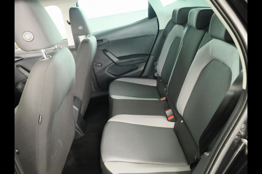 Seat Ibiza 1.0 TSI Style Business Intense 95 pk | Navigatie | Parkeersensoren | Achteruitrijcamera | Cruise control |