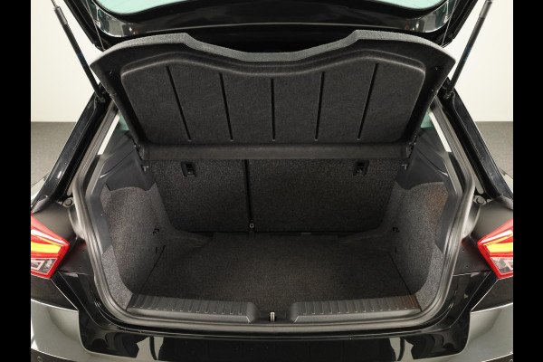 Seat Ibiza 1.0 TSI Style Business Intense 95 pk | Navigatie | Parkeersensoren | Achteruitrijcamera | Cruise control |