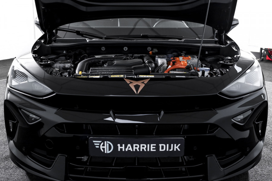 CUPRA Formentor 1.5 TSI e-Hybrid 272 PK VZ Performance | S/k-panodak | Adapt. Cruise | Memory | Stoel-+Stuurverw. | 360 Camera | Dig. Cockpit | NAV + App. Connect | ECC | Elek. Klep | LM 19" | 2169