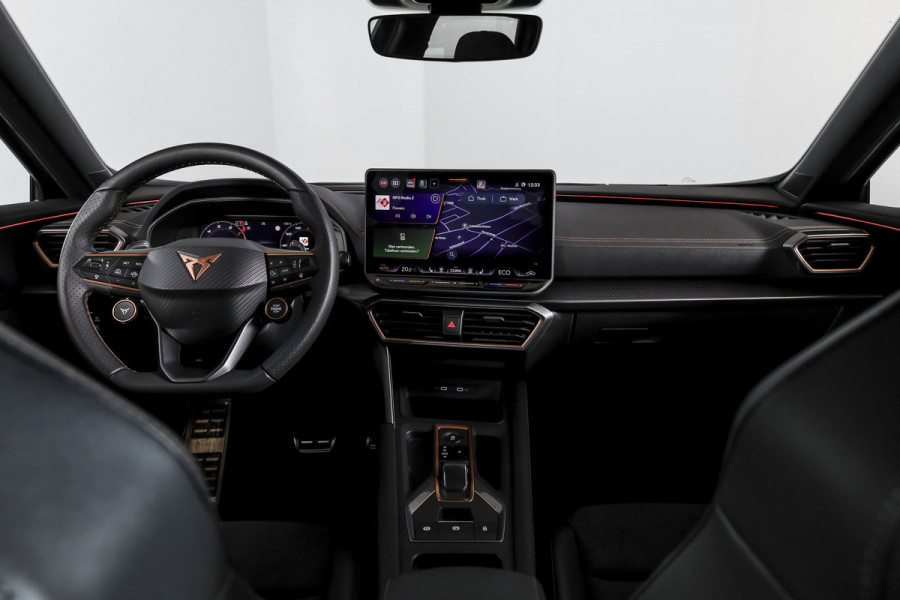 CUPRA Formentor 1.5 TSI e-Hybrid 272 PK VZ Performance | S/k-panodak | Adapt. Cruise | Memory | Stoel-+Stuurverw. | 360 Camera | Dig. Cockpit | NAV + App. Connect | ECC | Elek. Klep | LM 19" | 5222