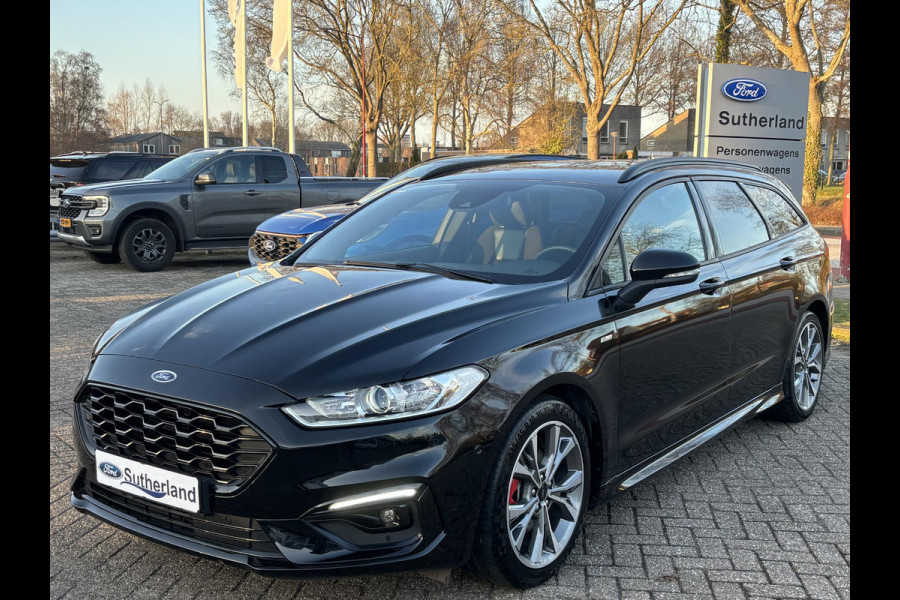 Ford Mondeo Wagon 2.0 IVCT HEV ST-Line 187pk | 18 inch velgen | Verwarmbare voorstoelen | Bestuurdersstoel Met Geheugen |  Achteruitrijcamera | Half leder