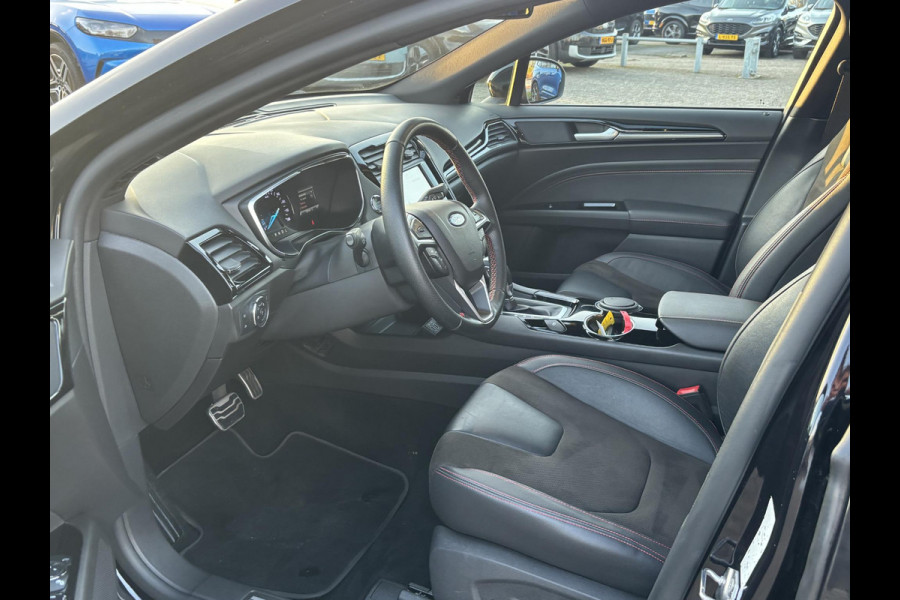 Ford Mondeo Wagon 2.0 IVCT HEV ST-Line 187pk | 18 inch velgen | Verwarmbare voorstoelen | Bestuurdersstoel Met Geheugen |  Achteruitrijcamera | Half leder