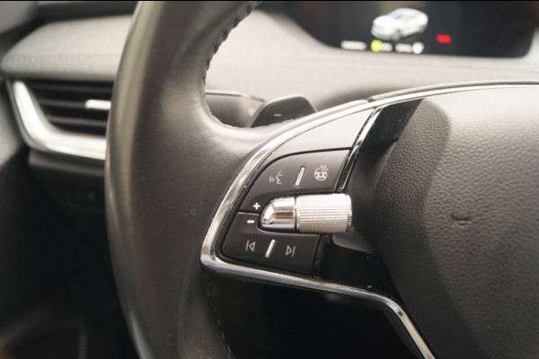 Škoda ENYAQ iV Coupe 60 Business Edition Plus -SOH83%-PANO-ECC-