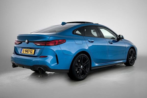 BMW 2 Serie Gran Coupé 220i M-sport Business Edition Plus(NL-auto, Dealer OndH, Panorama, Schaalstoelen, Stoelv, Camera, PDC V+A)