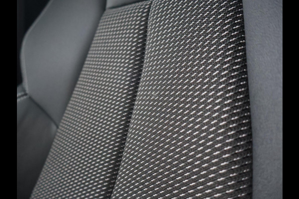 Audi A3 Limousine 35 TFSI 150 PK S-LINE EDITION + VIRTUAL COCKPIT | TREKHAAK | ADAPTIEVE CRUISE | SPORTSTOELEN