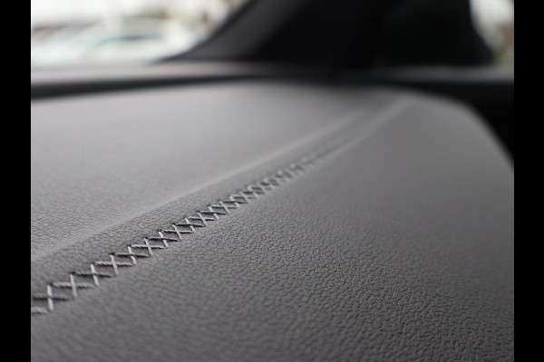 Audi A3 Limousine 35 TFSI 150 PK S-LINE EDITION + VIRTUAL COCKPIT | TREKHAAK | ADAPTIEVE CRUISE | SPORTSTOELEN