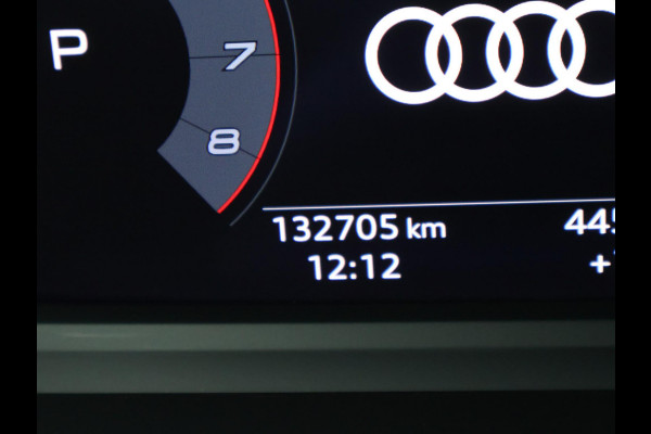 Audi A3 Limousine 35 TFSI 150 PK S-LINE EDITION + VIRTUAL COCKPIT | TREKHAAK | ADAPTIEVE CRUISE | SPORTSTOELEN