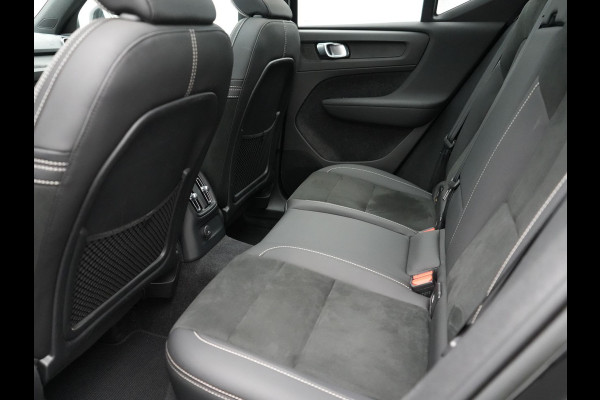 Volvo XC40 T5 Plug-in hybrid Ultimate Dark 262pk Dealer O.H PHEV | Panodak | Trekhaak af Fabriek | Adaptive Cruise | Alcantara Sportstoelen Memory | 360 Camera | Keyless | BLIS | 20"L.M | Pilot Assist | Apple Carplay |
