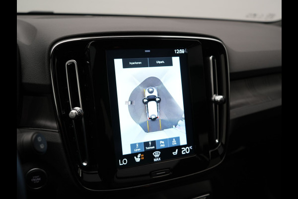Volvo XC40 T5 Plug-in hybrid Ultimate Dark 262pk Dealer O.H PHEV | Panodak | Trekhaak af Fabriek | Adaptive Cruise | Alcantara Sportstoelen Memory | 360 Camera | Keyless | BLIS | 20"L.M | Pilot Assist | Apple Carplay |