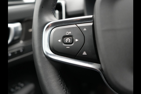 Volvo XC40 T5 Plug-in hybrid Ultimate Dark 262pk Dealer O.H PHEV | Panodak | Trekhaak af Fabriek | Adaptive Cruise | Alcantara Sportstoelen Memory | 360 Camera | Keyless | BLIS | 20"L.M | Pilot Assist | Apple Carplay |
