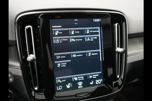 Volvo XC40 T5 Plug-in hybrid Ultimate Dark 262pk Dealer O.H PHEV | Panodak | Trekhaak af Fabriek | Adaptive Cruise | Alcantara Sportstoelen Memory | 360 Camera | Keyless | BLIS | 20"L.M | Pilot Assist | Apple Carplay |
