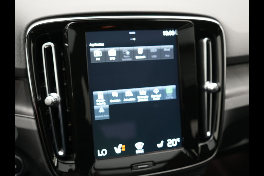 Volvo XC40 T5 Plug-in hybrid Ultimate Dark 262pk Dealer O.H PHEV | Panodak | Trekhaak af Fabriek | Adaptive Cruise | Alcantara Sportstoelen Memory | 360 Camera | Keyless | BLIS | 20"L.M | Pilot Assist | Apple Carplay |