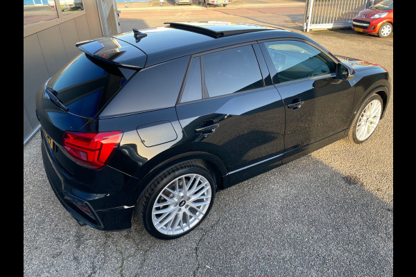 Audi Sq2 2.0 TFSI Pano camera boekjes zeer apart en netjes 1ste Eig