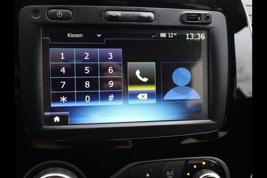 Renault Captur 0.9 TCe LIMITED + STOELVERW. | DAB | NAVIGATIE | CRUISE | 17 INCH | ZWART DAK | PRIVACY GLASS