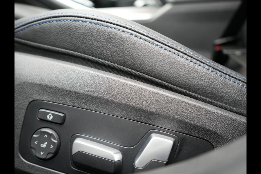 BMW 3 Serie Touring 330e M Sport FACELIFT Plug In Hybrid 293pk Dealer O.H PHEV | Head Up | Alcantara Sportstoelen Memory | Widescreen Navi | Keyless | stuur & Stoelverwarming | Camera & Parkassist | Apple Carplay | Sfeerverlichting |