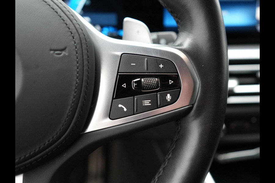 BMW 3 Serie Touring 330e M Sport FACELIFT Plug In Hybrid 293pk Dealer O.H PHEV | Head Up | Alcantara Sportstoelen Memory | Widescreen Navi | Keyless | stuur & Stoelverwarming | Camera & Parkassist | Apple Carplay | Sfeerverlichting |