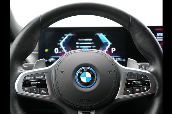 BMW 3 Serie Touring 330e M Sport FACELIFT Plug In Hybrid 293pk Dealer O.H PHEV | Head Up | Alcantara Sportstoelen Memory | Widescreen Navi | Keyless | stuur & Stoelverwarming | Camera & Parkassist | Apple Carplay | Sfeerverlichting |