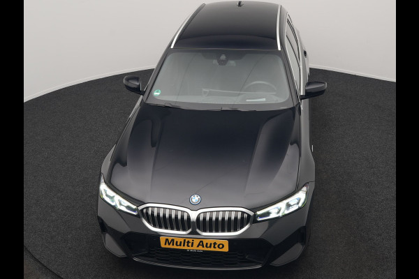 BMW 3 Serie Touring 330e M Sport FACELIFT Plug In Hybrid 293pk Dealer O.H PHEV | Head Up | Alcantara Sportstoelen Memory | Widescreen Navi | Keyless | stuur & Stoelverwarming | Camera & Parkassist | Apple Carplay | Sfeerverlichting |