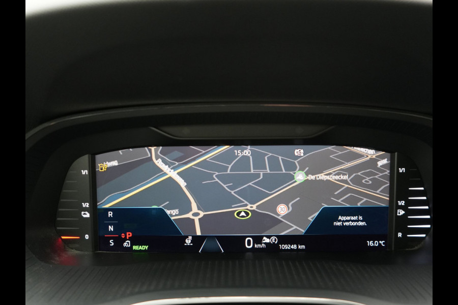 Škoda Octavia Combi 1.4 TSI Sportline Business Plug In Hybrid 204pk Dealer O.H PHEV | Panodak | Adaptive Cruise | Lederen Sportstoelen Massage & Memory | Head Up | Virtual | Camera & Parkassist | 18"L.M | Keyless |