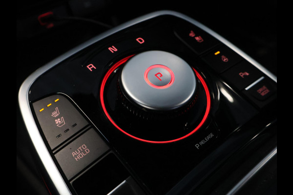 Kia e-Niro EXECUTIVELINE 64 kWh 100% SOH + STOELVENTILATIE | JBL | APPLE CARPLAY | LEDER | STUURVERWARMING