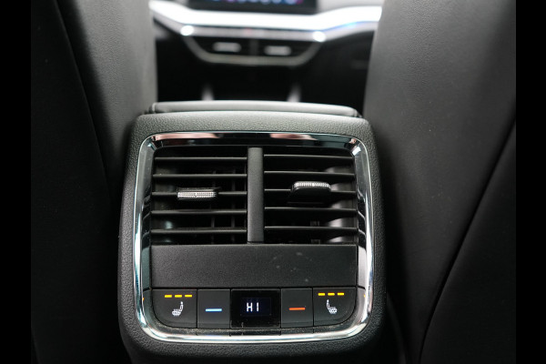 Škoda Octavia Combi 1.4 TSI Sportline Business Plug In Hybrid 204pk Dealer O.H PHEV | Panodak | Adaptive Cruise | Lederen Sportstoelen Massage & Memory | Head Up | Virtual | Camera & Parkassist | 18"L.M | Keyless |