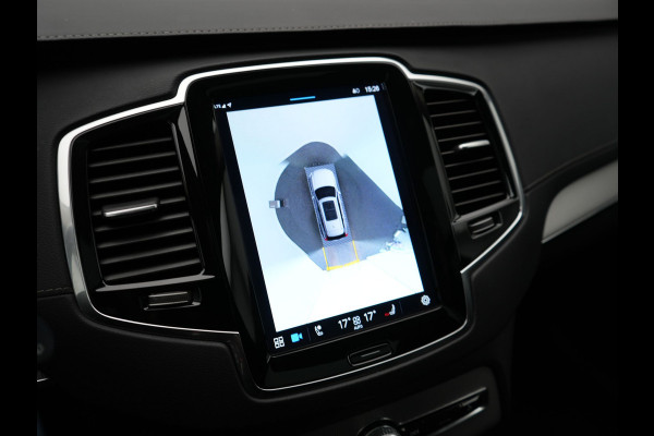 Volvo XC90 T8 Recharge AWD Ultimate Dark Plug In Hybrid LONG RANGE 455pk 7 Persoons PHEV | Trekhaak af Fabriek | Panodak | Adaptive Cruise | 360 Camera | 22"L.M | Head Up | Google Maps | Pilot Assist | Harmand Kardon | Stuurverwarming |