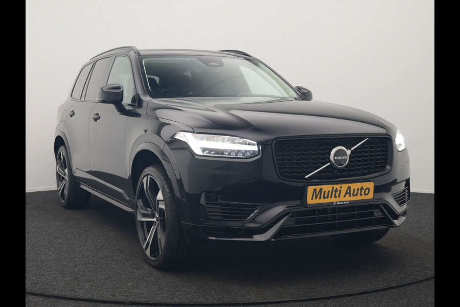 Volvo XC90 T8 Recharge AWD Ultimate Dark Plug In Hybrid LONG RANGE 455pk 7 Persoons PHEV | Trekhaak af Fabriek | Panodak | Adaptive Cruise | 360 Camera | 22"L.M | Head Up | Google Maps | Pilot Assist | Harmand Kardon | Stuurverwarming |