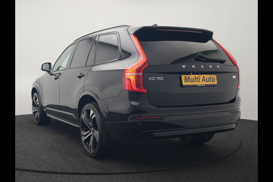 Volvo XC90 T8 Recharge AWD Ultimate Dark Plug In Hybrid LONG RANGE 455pk 7 Persoons PHEV | Trekhaak af Fabriek | Panodak | Adaptive Cruise | 360 Camera | 22"L.M | Head Up | Google Maps | Pilot Assist | Harmand Kardon | Stuurverwarming |