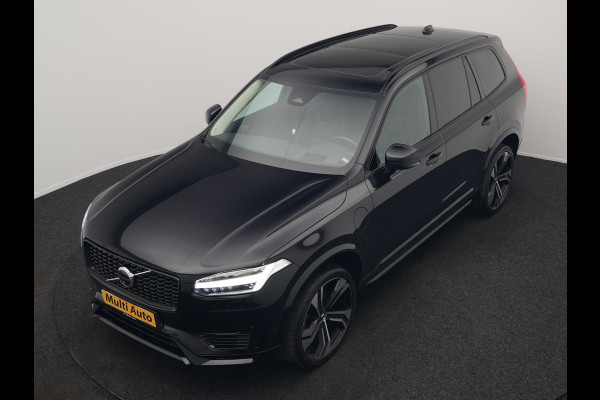 Volvo XC90 T8 Recharge AWD Ultimate Dark Plug In Hybrid LONG RANGE 455pk 7 Persoons PHEV | Trekhaak af Fabriek | Panodak | Adaptive Cruise | 360 Camera | 22"L.M | Head Up | Google Maps | Pilot Assist | Harmand Kardon | Stuurverwarming |