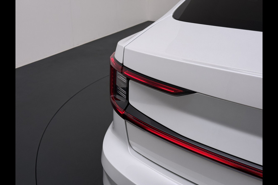 Polestar 2 Long Range Dual Motor 78kWh SOH 92% Trekhaak Panoramadak Adap.Cruise 360°Camera Navi Ecc Apple Carplay Android Auto Pdc Launch E Stoel+Stuurverwarming Lmv 19" Achterbankverwarming Keyless DAB Rijstrooksensor Origineel Nederlandse Auto