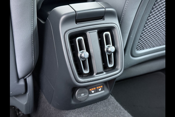 Polestar 2 Long Range Dual Motor 78kWh SOH 92% Trekhaak Panoramadak Adap.Cruise 360°Camera Navi Ecc Apple Carplay Android Auto Pdc Launch E Stoel+Stuurverwarming Lmv 19" Achterbankverwarming Keyless DAB Rijstrooksensor Origineel Nederlandse Auto