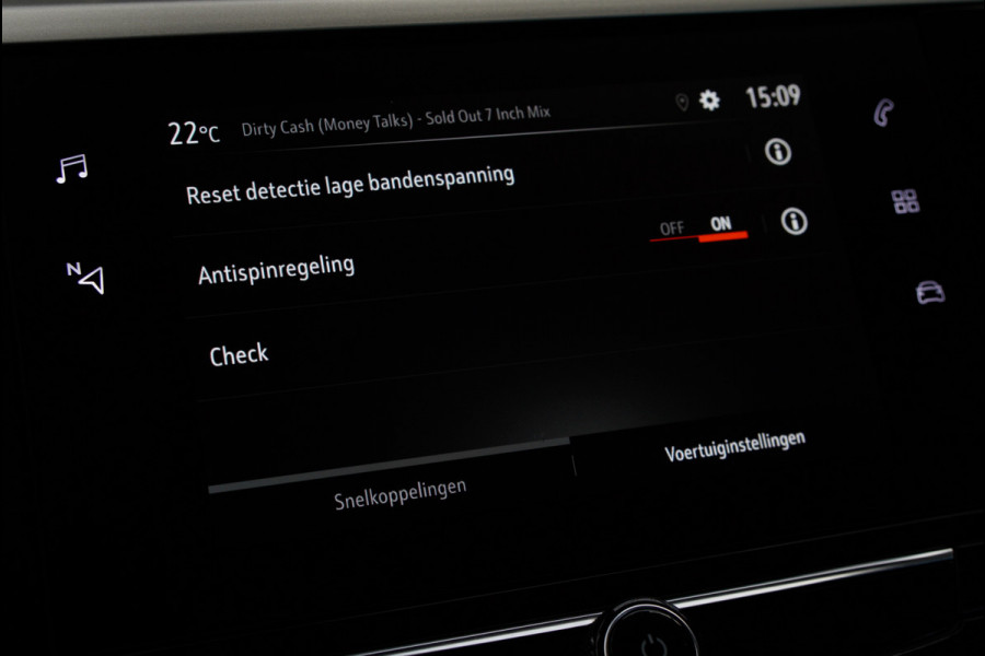 Opel Corsa 1.2 Navi Airco Stoel- & stuur verwarming Carplay PDC Bluetooth Cruise Zwarte dak BTW auto