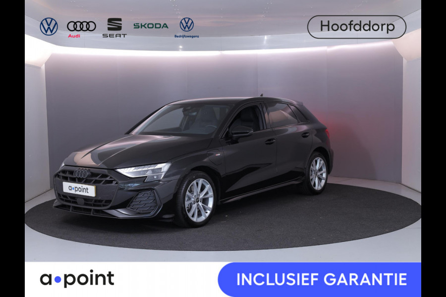 Audi A3 Sportback 40 TFSI e S edition 204 pk S-tronic | Verlengde garantie | Navigatie | Parkeersensoren (Park assist) | Achteruitrijcamera | Stoelverwarming | S-Line |