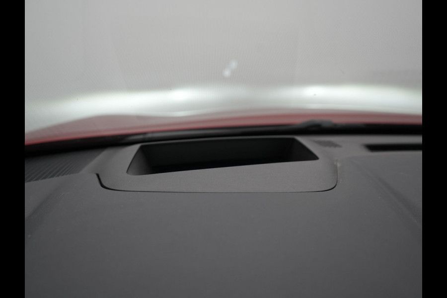 Nissan QASHQAI 1.3 MHEV Xtronic Tekna Automaat | Panodak | Trekhaak Afn | Adaptive Cruise | Lederen Sportstoelen Massage & Memory | BOSE Sound | 360 Camera | Keyless | Apple Carplay | 19"L.M |