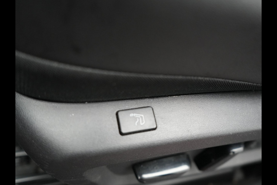 Nissan QASHQAI 1.3 MHEV Xtronic Tekna Automaat | Panodak | Trekhaak Afn | Adaptive Cruise | Lederen Sportstoelen Massage & Memory | BOSE Sound | 360 Camera | Keyless | Apple Carplay | 19"L.M |