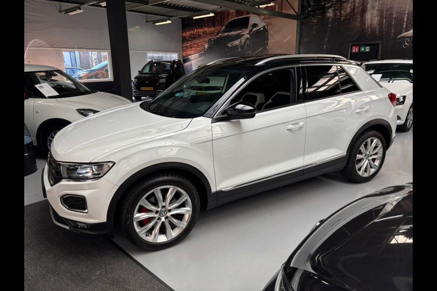 Volkswagen T-Roc 1.5 TSI Sport / Camera / Panorama Dak