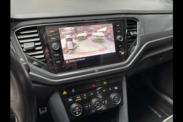 Volkswagen T-Roc 1.5 TSI Sport / Camera / Panorama Dak