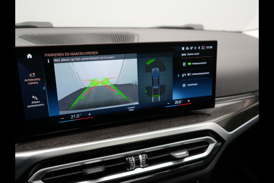 BMW 3 Serie Touring 320e Sportline FACELIFT Plug In Hybrid Dealer O.H PHEV | Panodak | Widescreen Navi | Harman Kardon | Camera | Keyless | Stuurverwarming | Apple Carplay | BLIS |