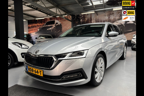 Škoda Octavia Combi 1.4 TSI iV PHEV Sportline Business / Panorama Dak