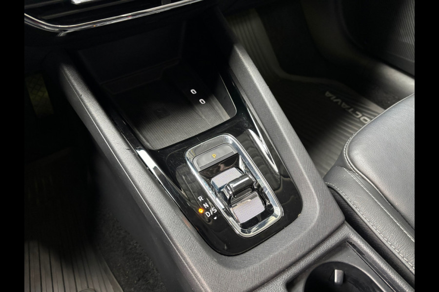 Škoda Octavia Combi 1.4 TSI iV PHEV Sportline Business / Panorama Dak