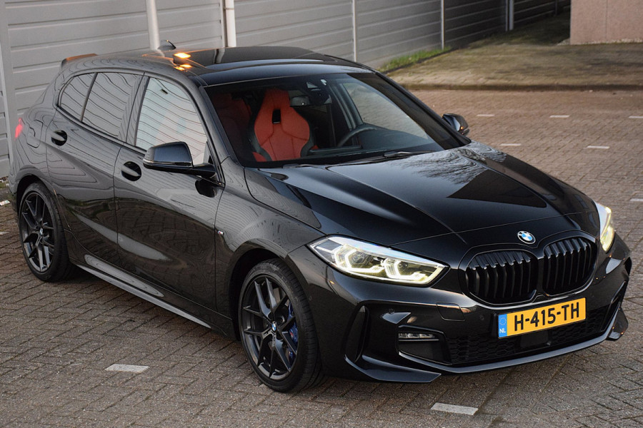 BMW 1-serie 118i High Executive Edition*1e eig*M-Pakket*Pano*Head-up*Keyless*H&K*Enz enz
